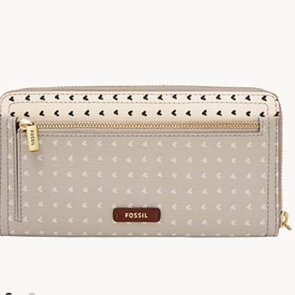 Fossil Wallet - Picture 1 of 8